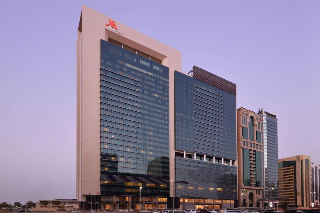 Marriott Executive Apartments Downtown, Abu Dhabi Exterior photo